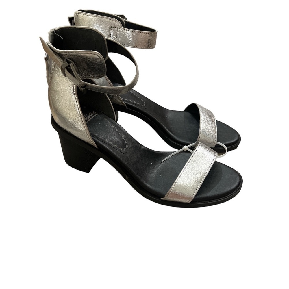 ✅Womens Zodiac Ilsa Block Heel Sandal in Metallic Silver - Picture 7 of 7
